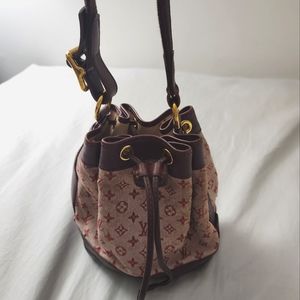 Authentic Louis Vuitton mini Lin Noelie Bucket bag
